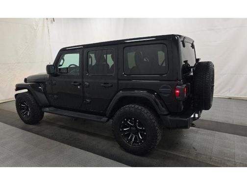 2021 Jeep Wrangler Unlimited Sahara Altitude