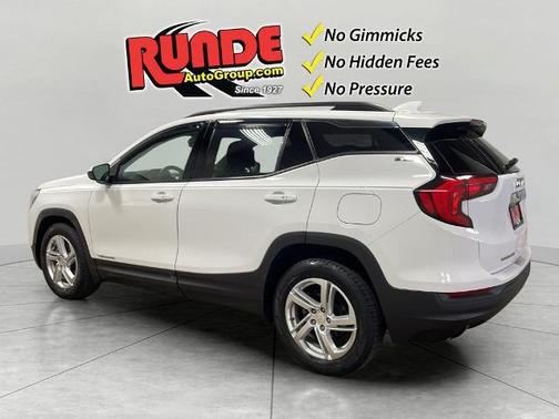 White 2018 GMC Terrain SLE