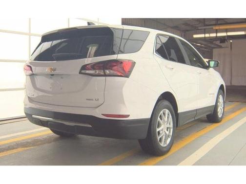 White 2024 Chevrolet Equinox LT