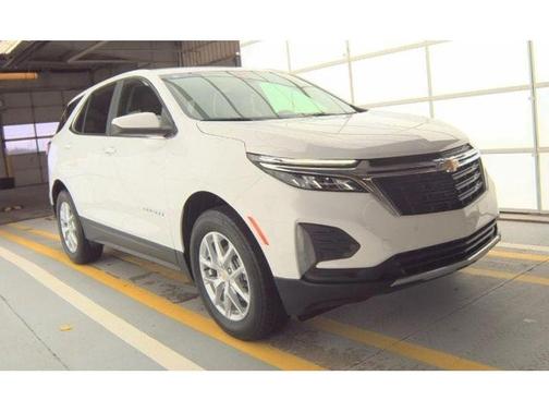 White 2024 Chevrolet Equinox LT