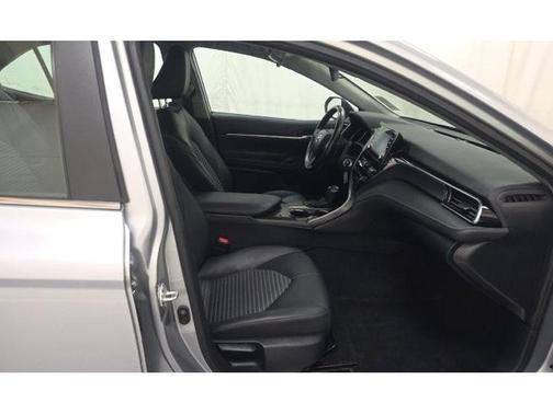 Silver 2024 Toyota Camry SE