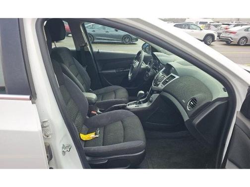 2015 Chevrolet Cruze 1LT