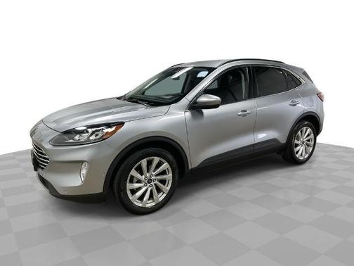 2022 Ford Escape Titanium Hybrid