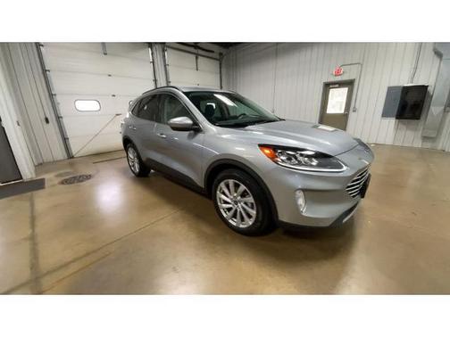 2022 Ford Escape Titanium Hybrid
