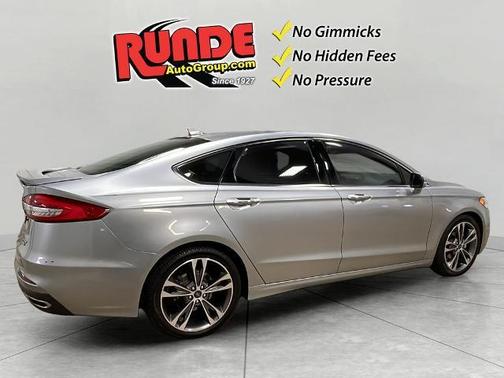 2020 Ford Fusion Titanium