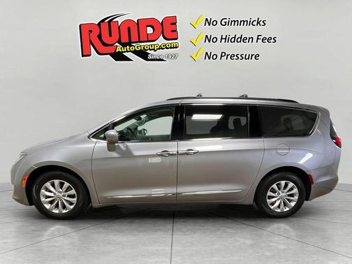 Silver 2017 Chrysler Pacifica Touring-L