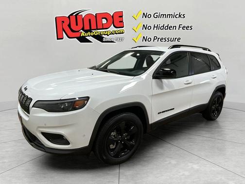 2023 Jeep Cherokee Altitude Lux