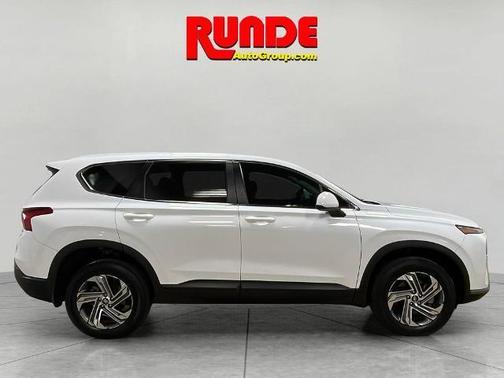 2021 Hyundai SANTA FE SE