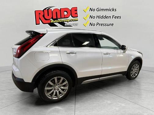 2023 Cadillac XT4 Premium Luxury