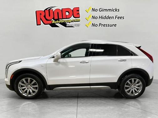 2023 Cadillac XT4 Premium Luxury