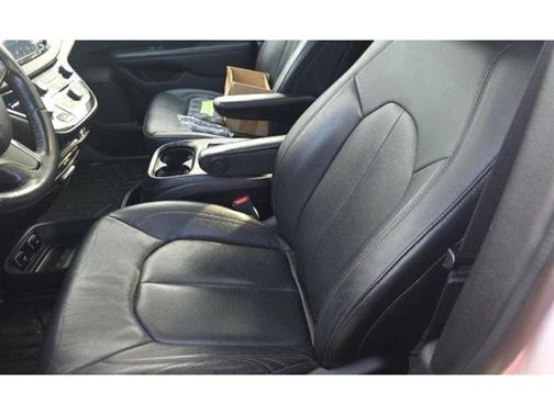 2020 Chrysler Pacifica Touring-L Plus