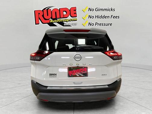 White 2023 Nissan Rogue