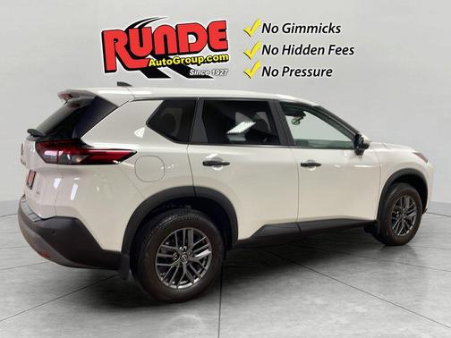 White 2023 Nissan Rogue
