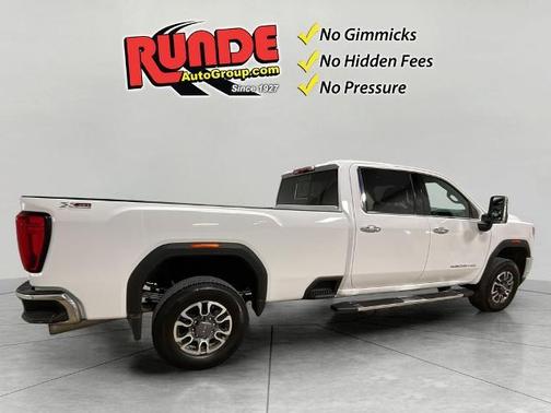 2023 GMC Sierra 3500 SLT