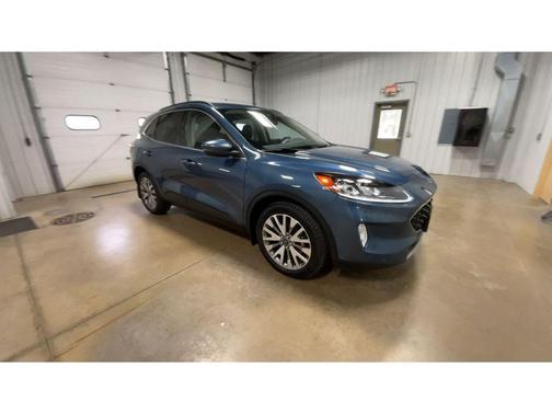 2020 Ford Escape Titanium Hybrid