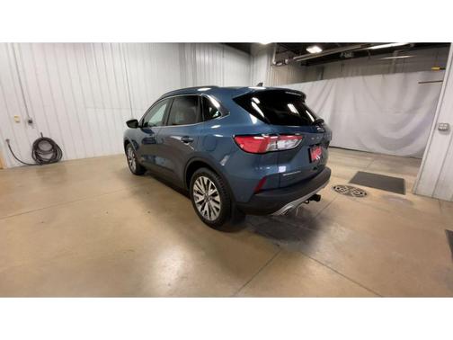 2020 Ford Escape Titanium Hybrid