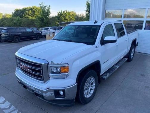 White 2015 GMC Sierra 1500 SLE