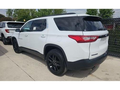 White 2019 Chevrolet Traverse LT Cloth