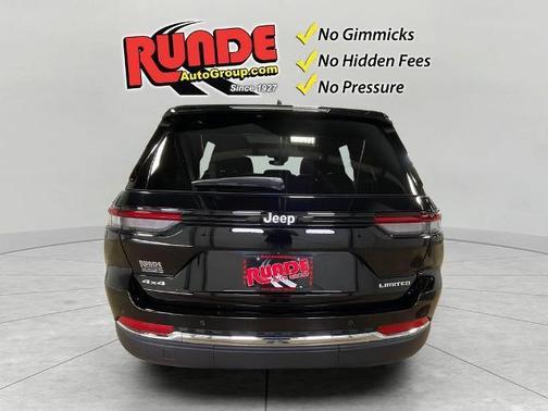 Black 2024 Jeep Grand Cherokee Limited
