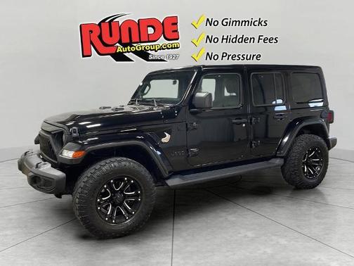 Black 2021 Jeep Wrangler Unlimited Sahara Altitude