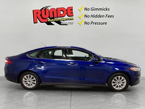 2016 Ford Fusion S