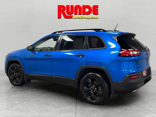 2018 Jeep Cherokee Sport