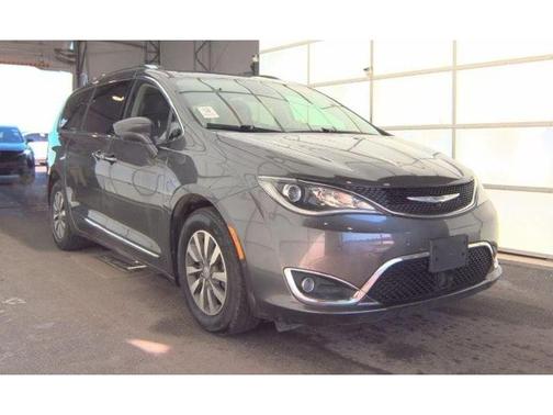 2020 Chrysler Pacifica Touring-L Plus