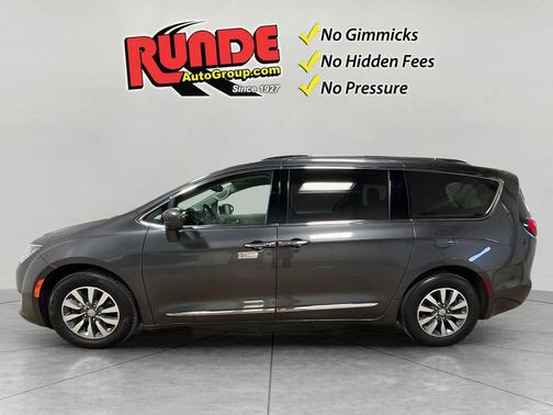 2020 Chrysler Pacifica Touring-L Plus