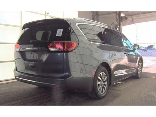 2020 Chrysler Pacifica Touring-L Plus