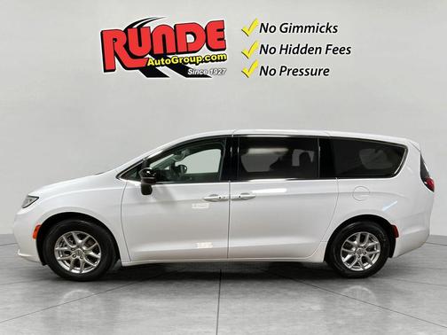 2024 Chrysler Pacifica Touring-L