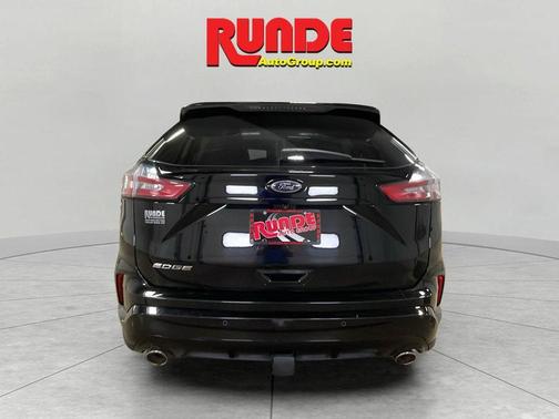 2020 Ford Edge ST Line