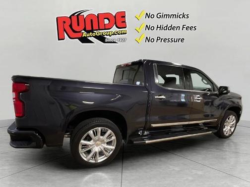 Gray 2022 Chevrolet Silverado 1500 High Country