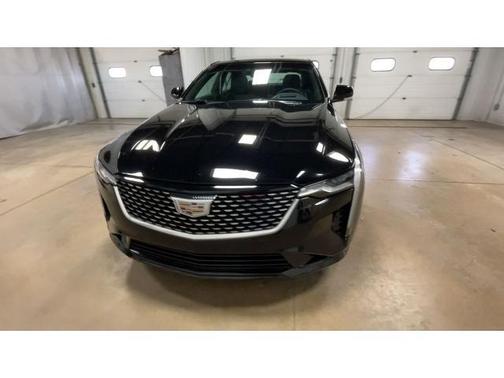 2022 Cadillac CT4 Premium Luxury