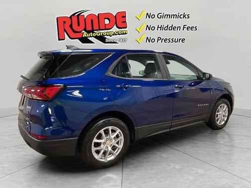 Blue 2022 Chevrolet Equinox LS