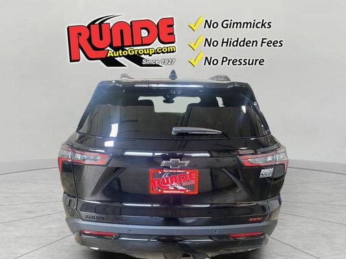 Mosaic Black 2026 Chevrolet Equinox RS