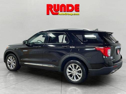 Black 2023 Ford Explorer Limited