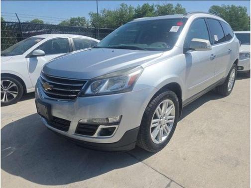 Silver 2015 Chevrolet Traverse 1LT