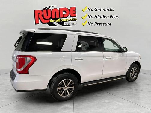 White 2019 Ford Expedition XLT