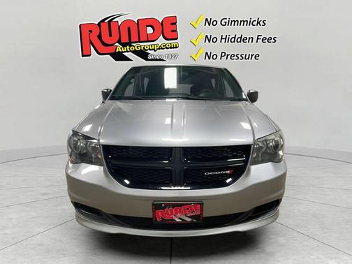 Silver 2015 Dodge Grand Caravan AVP/SE