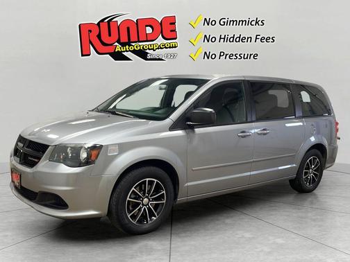 Silver 2015 Dodge Grand Caravan AVP/SE