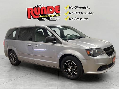 Silver 2015 Dodge Grand Caravan AVP/SE