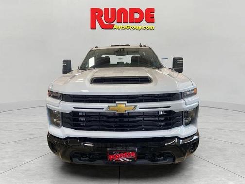 2025 Chevrolet Silverado 2500 Custom
