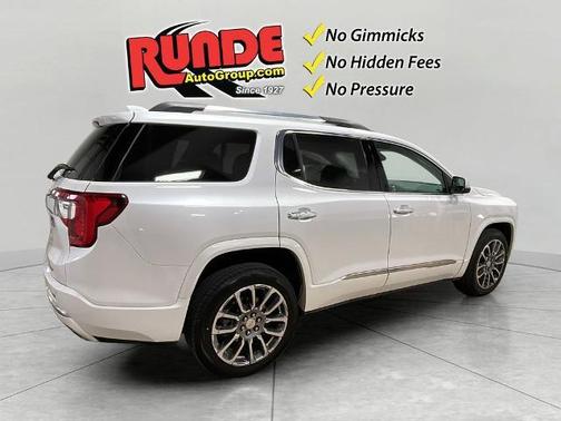 2020 GMC Acadia Denali