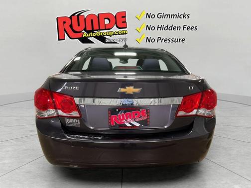 Gray 2015 Chevrolet Cruze 1LT