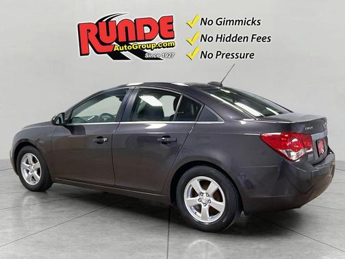 Gray 2015 Chevrolet Cruze 1LT