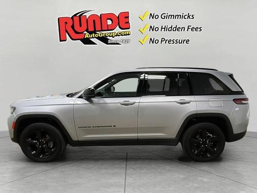 2023 Jeep Grand Cherokee Laredo