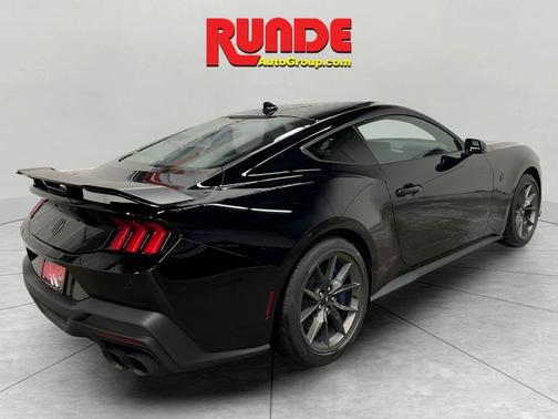 2024 Ford Mustang Dark Horse