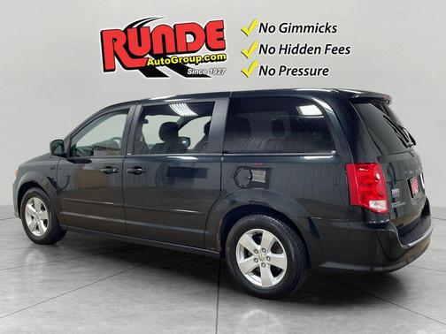 Black 2013 Dodge Grand Caravan SE
