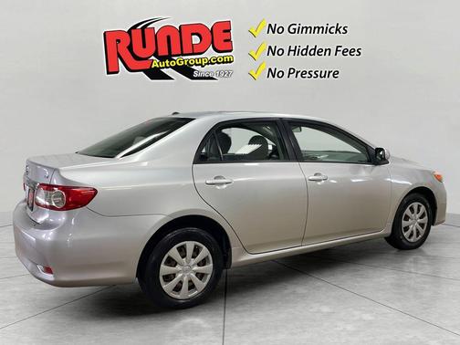 Silver 2011 Toyota Corolla