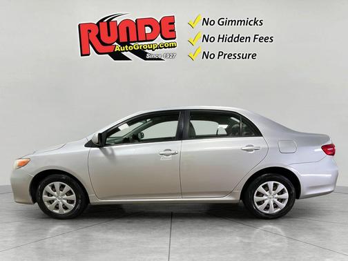 Silver 2011 Toyota Corolla